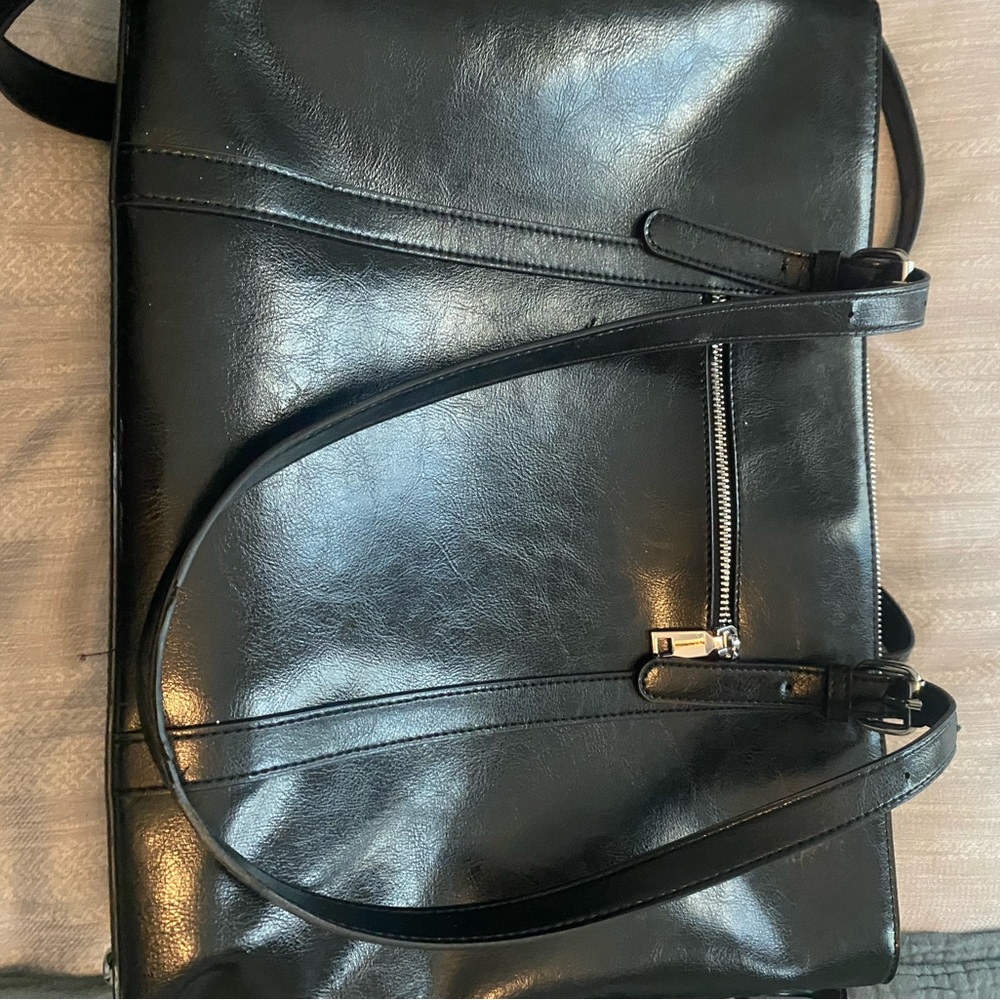 Bostanten  ladies leather computer tote bag. - Picture 2 of 8